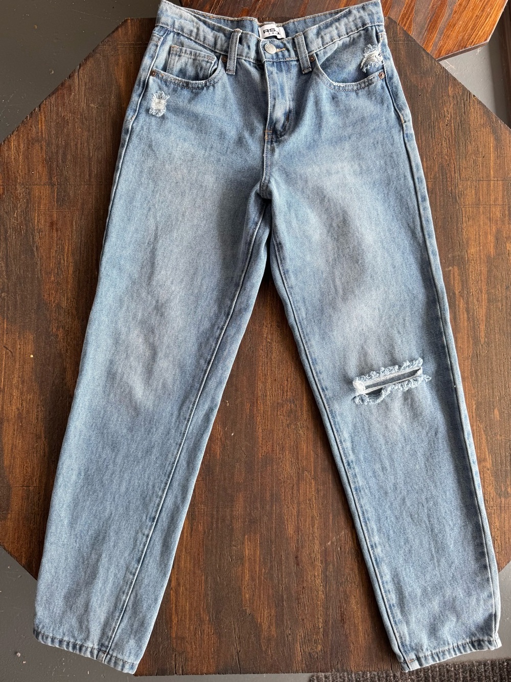 RSQ Light Blue Distressed 90s  Jeans
